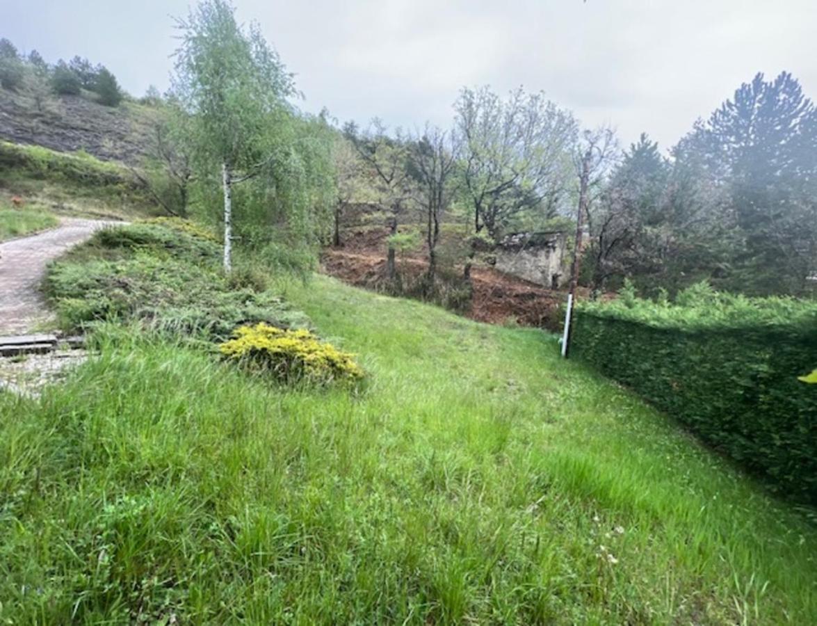 Bas De Villa En Face Du Lac De Savines Kültér fotó